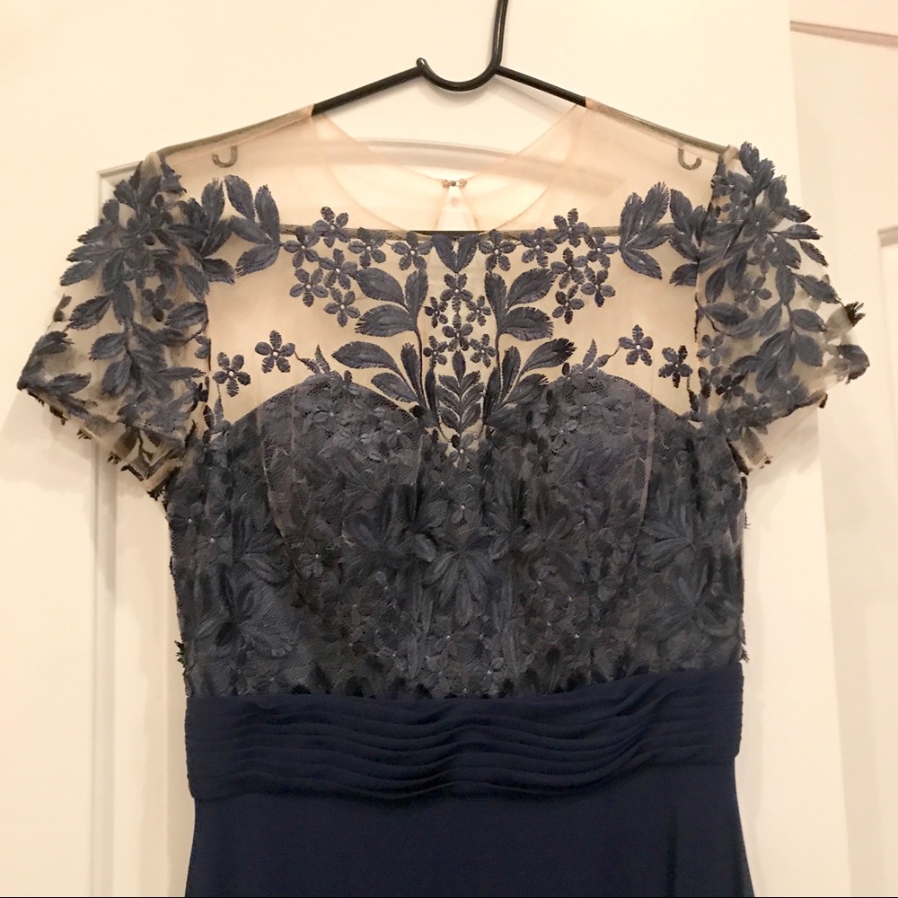 Js Collections Gown Size 6 - image 2